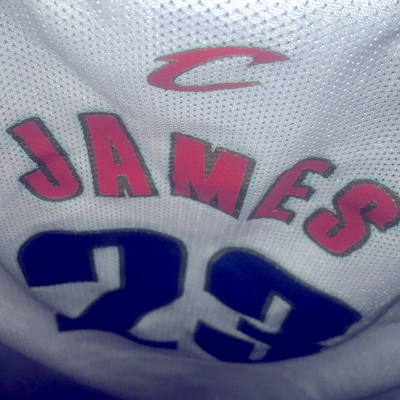 Authentic cavs jersey - Picture 9 of 9